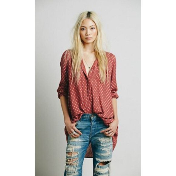 Free People Tops - Free People Printed Deep V Button Front Hi Lo Boyfriend Shirt XS